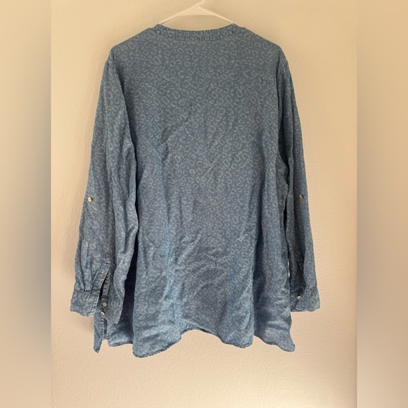 Soft Surroundings Blue Leopard Timeless Crossover Long Sleeve Tunic Tencel 2X - Picture 2 of 9